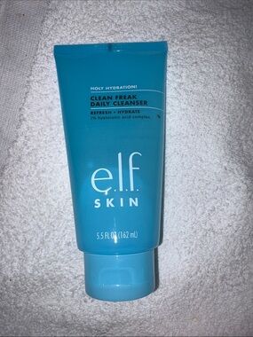 ELF Skin Clean Freak Daily Cleanser Blue